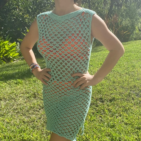 Beach cover-up hand made - Picture 4 of 7